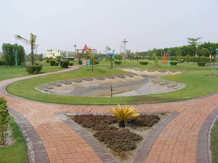 Bahria orchard 5 marla ready to build+all dues clear plot available for sale just 26.50 lac 28