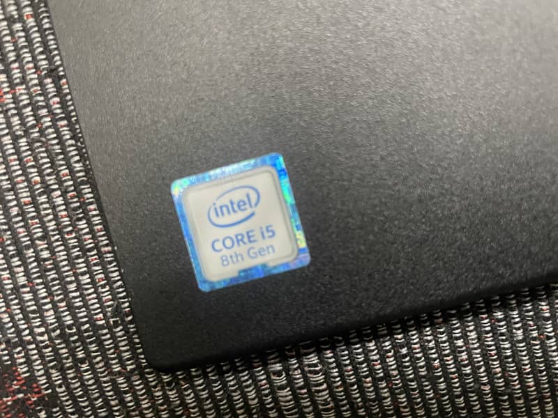Core i5 (8th Gen ) 0