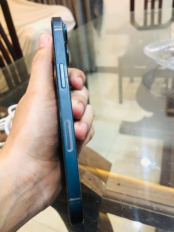 Iphone 13 / 128 Gb Non PTA 3