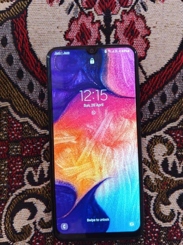 Samsung Galaxy a50 4/128 3