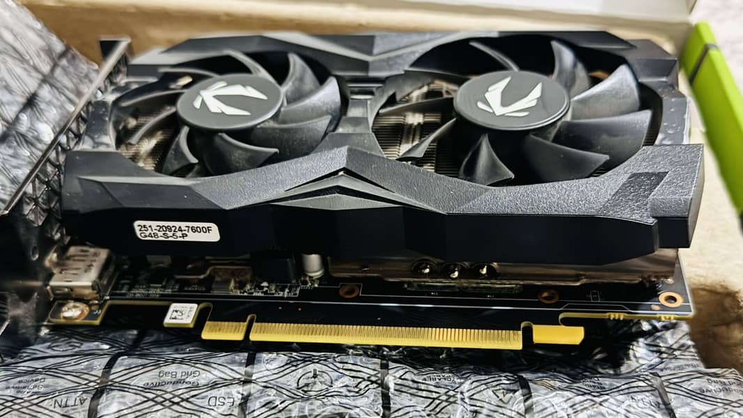 GeForce gtx 1660 super zotac gaming 2