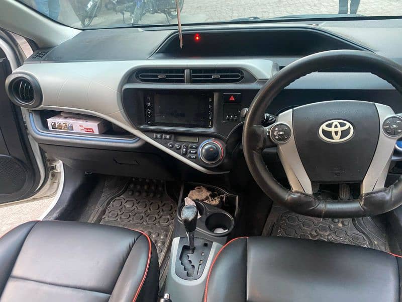 Toyota Aqua 2014/18 9