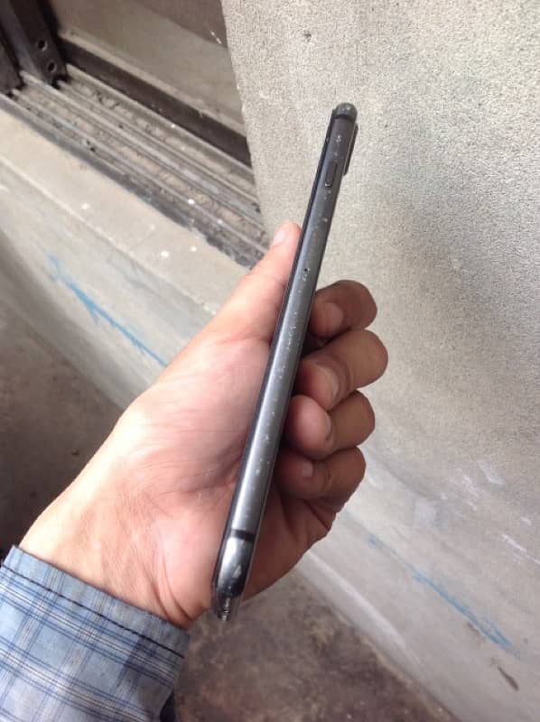 iphone 8 plus 4