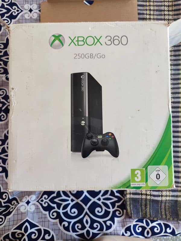 X BOX 360 E | 250Gb | Jailbreak | 30+ games 0