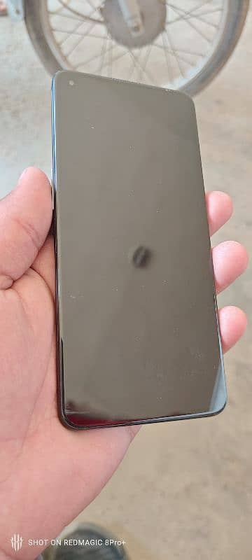ONE PLUS 9 5G 4