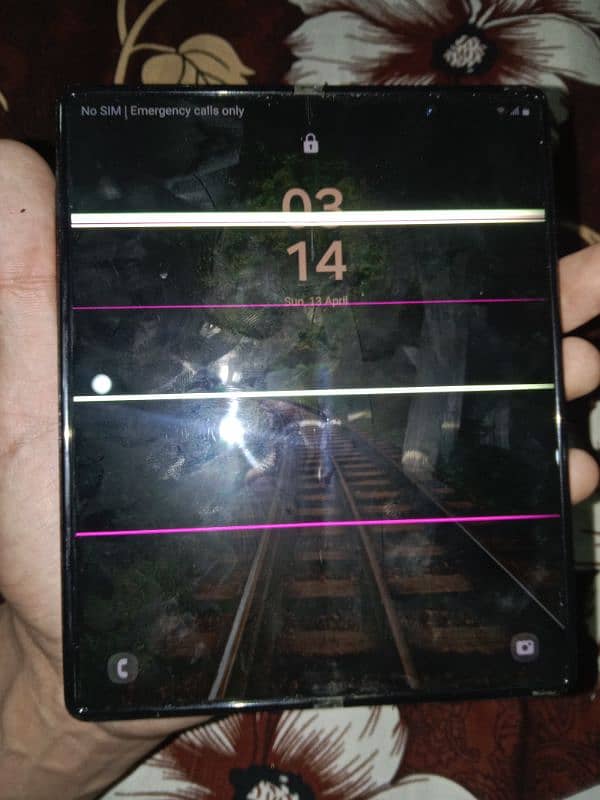 Samsung z fold 2 12/256 Read full ad 5