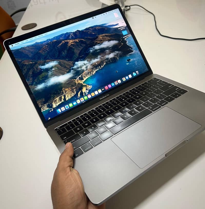 Apple MacBook Pro 13" (2017, A1708) – i5 | 8GB RAM | 128GB SSD | Spac 1
