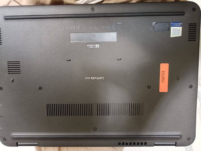 Dell Latitude 3310 Touch b hai  core i5 8th Generation Brand new hai 3