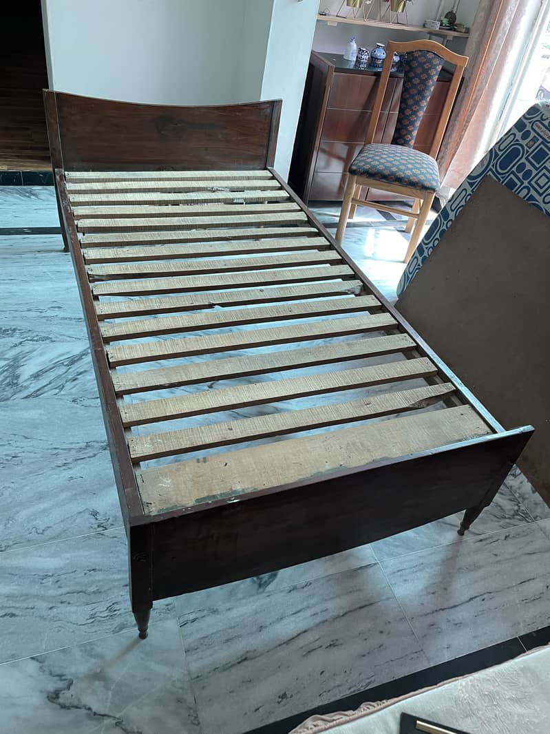 Two single beds for sale 0