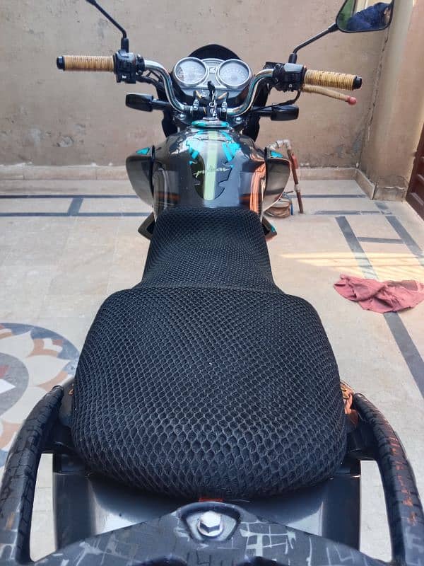 Honda Cb150F special Edition (2022) 3