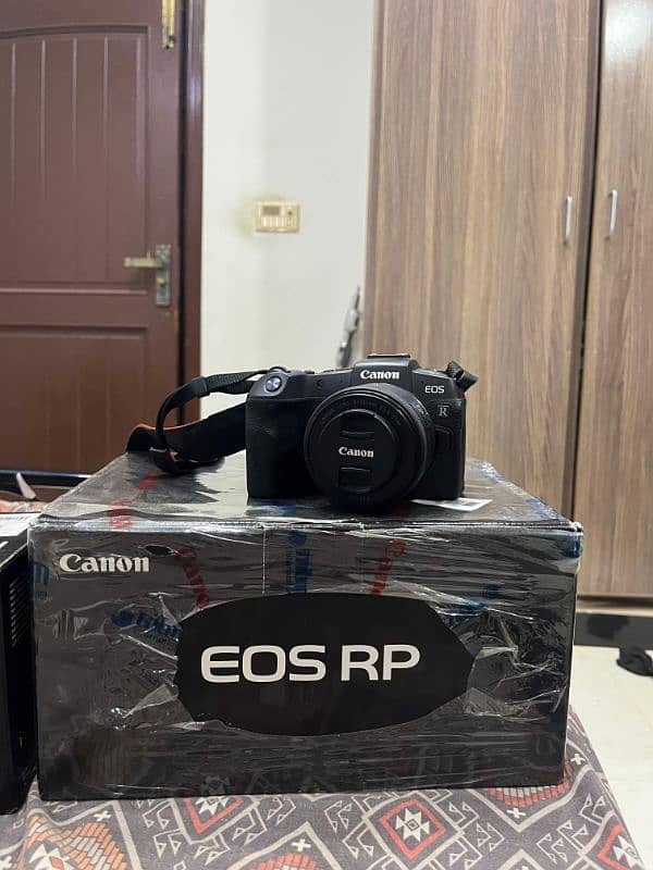 Canon Rp with 50mm stm 1.8 lens 5