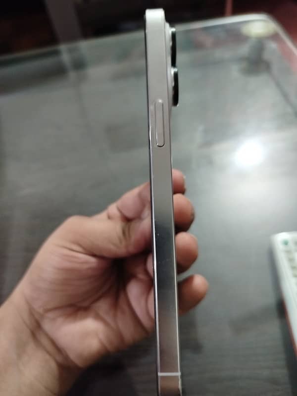 iphone 14 pro max PTA 5