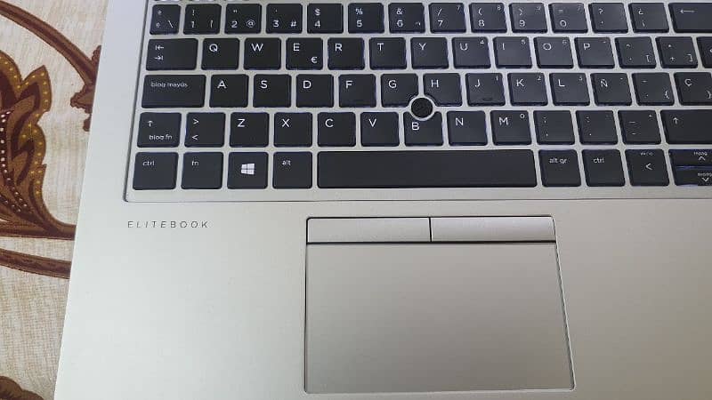HP Elitebook 830 G5 Core i7 8th Generation 11