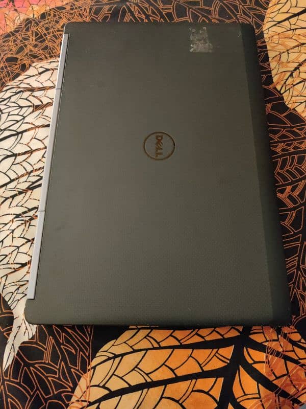 Dell Precision 7720( 17 inch Display) Gaming Laptop 4