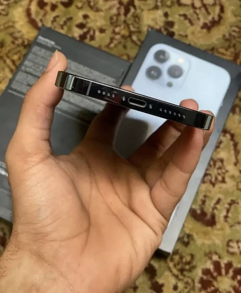 iPhone 13 Pro Max FU 4