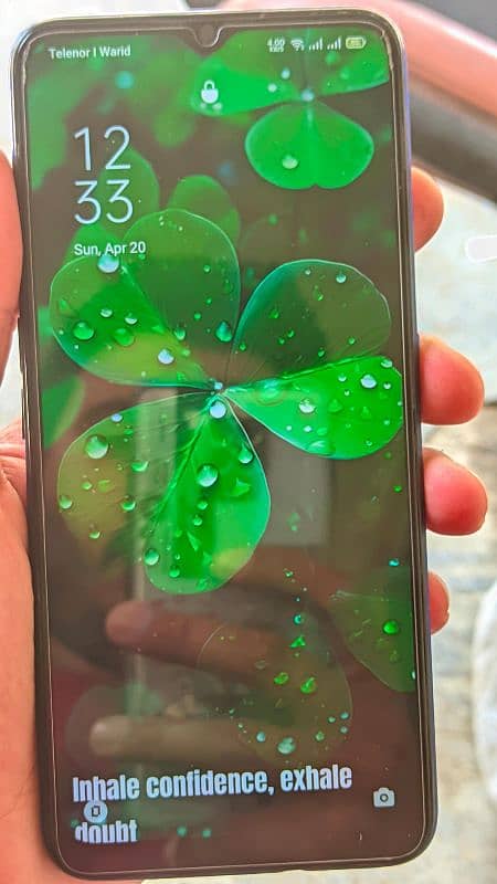 oppo A9 2020 100% ok. one hand use 3