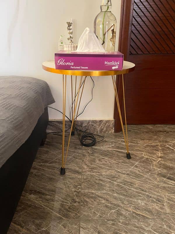 Excellent coffee table and folding table 3