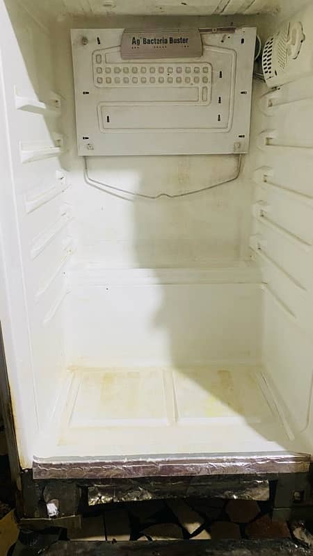 PEL fridge Model PRD 145 Refrigerator full siza in good condition 3