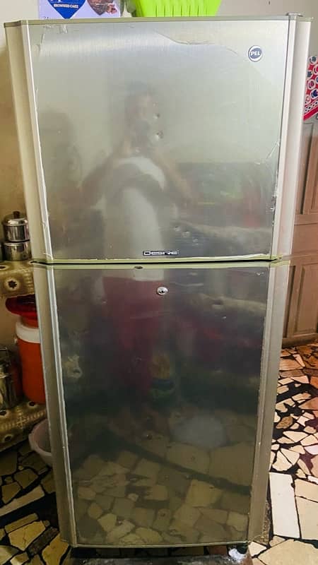 PEL fridge Model PRD 145 Refrigerator full siza in good condition 7