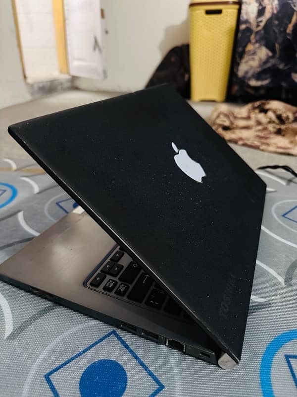 Toshiba Laptop 0
