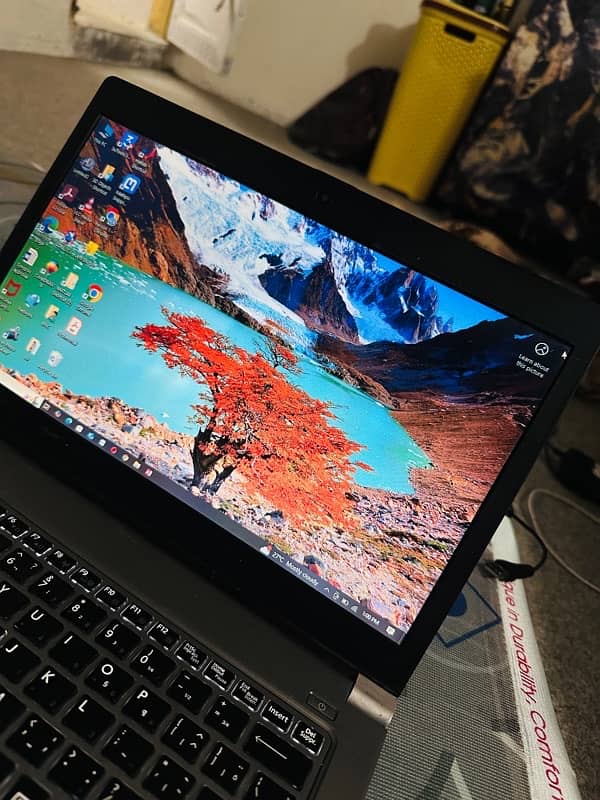 Toshiba Laptop 4