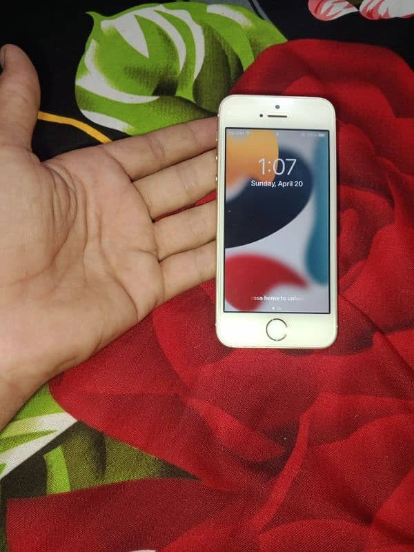 I phone se 2016 0