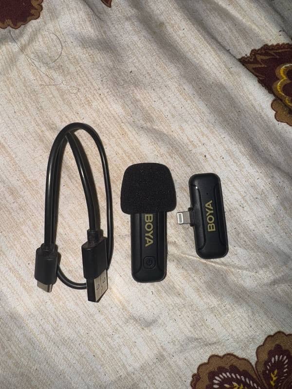 Boya mic with 1 receiver and 1 sender for sale 2