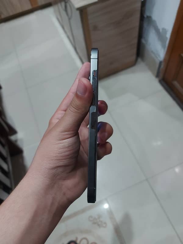 iPhone 13 Pro Max factory unlock 2