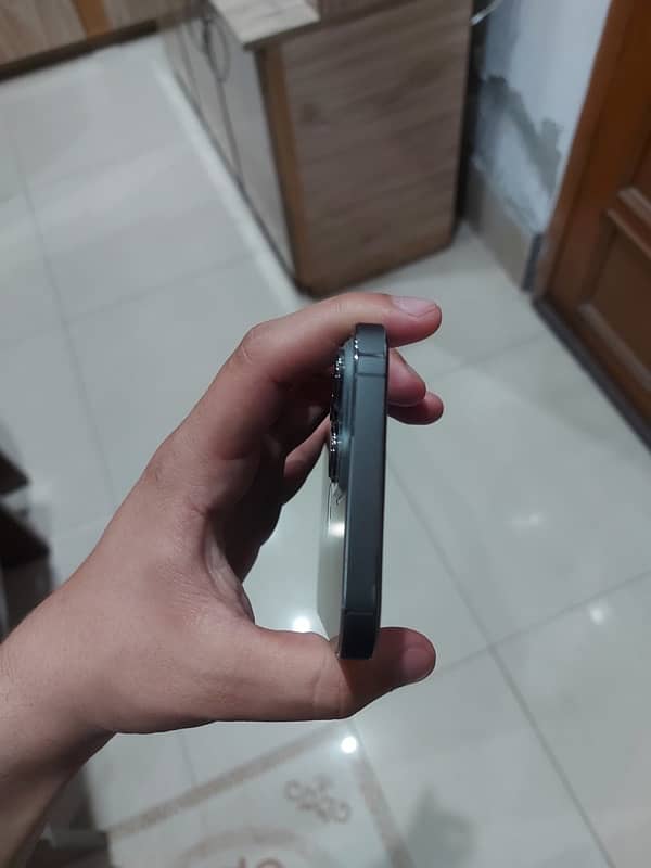 iPhone 13 Pro Max factory unlock 4