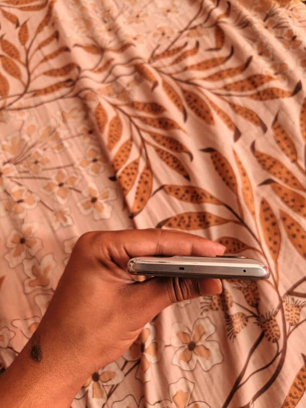 one plus 10T 5G 3