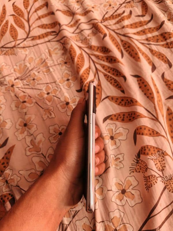 one plus 10T 5G 4