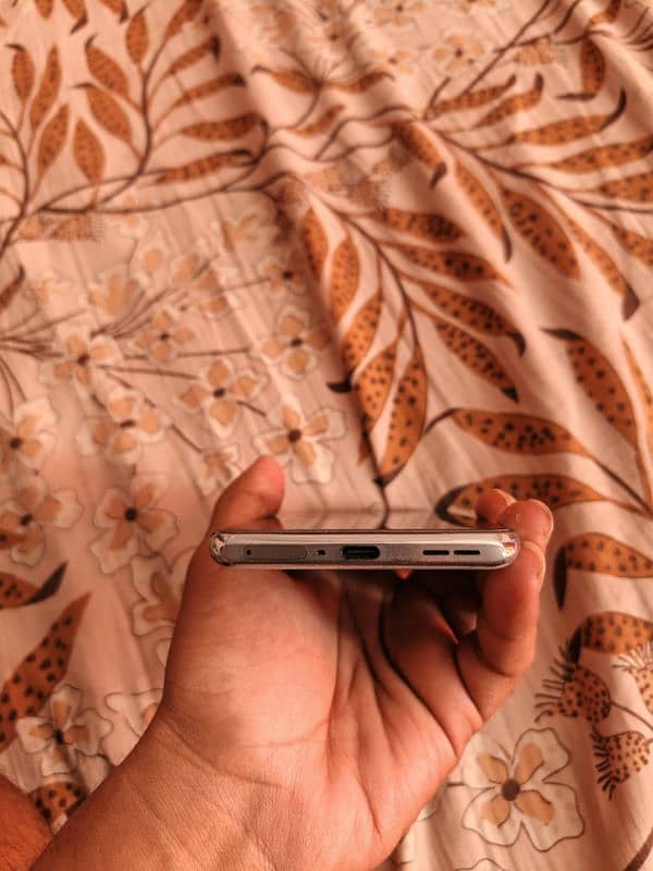 one plus 10T 5G 5