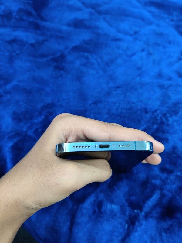 iPhone 13 pro max PTA 256 gb 6