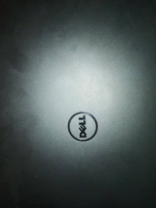 Dell Laptop latitude series E 7450 0