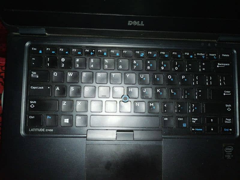 Dell Laptop latitude series E 7450 2