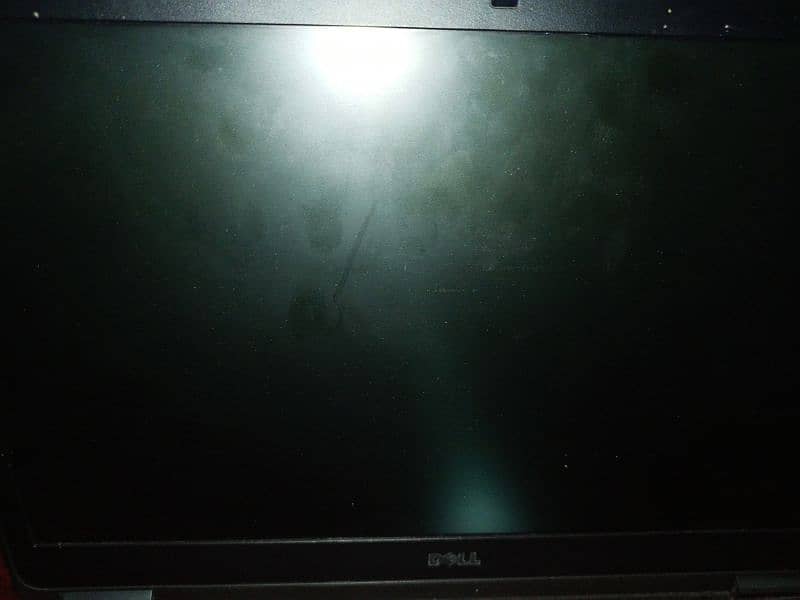 Dell Laptop latitude series E 7450 3