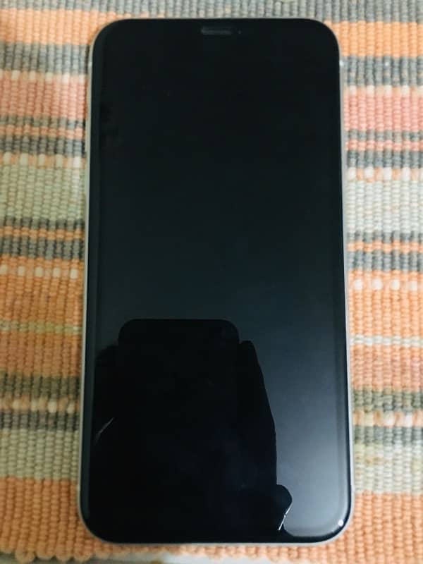 Hi, iphone xr condition like untouch for sale 4