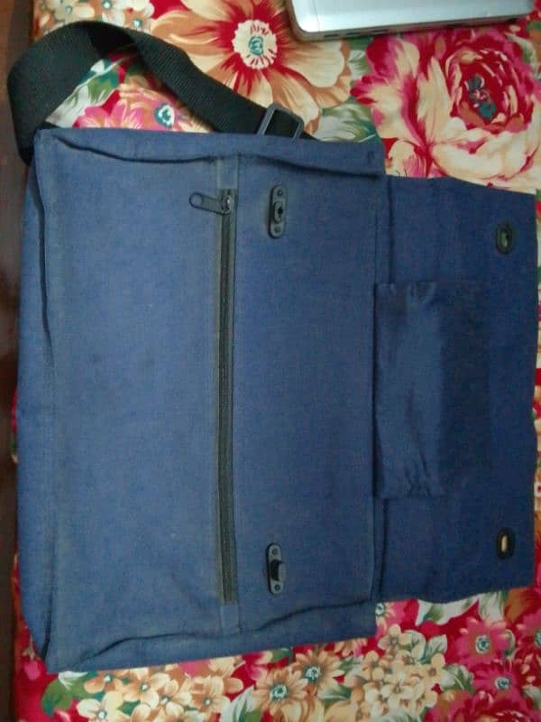 HP Folio 9480m 9