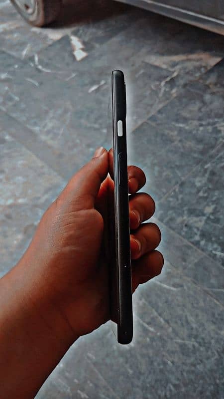 10 by 9 condition urgent sale 128 Gb sim work 3