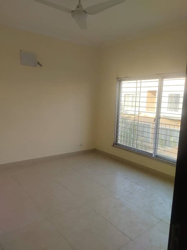 Iqbal Villa available for sell in Bahria Town Karachi 15