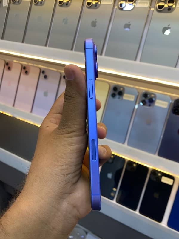 iphone 16 PLUS NON PTA 1