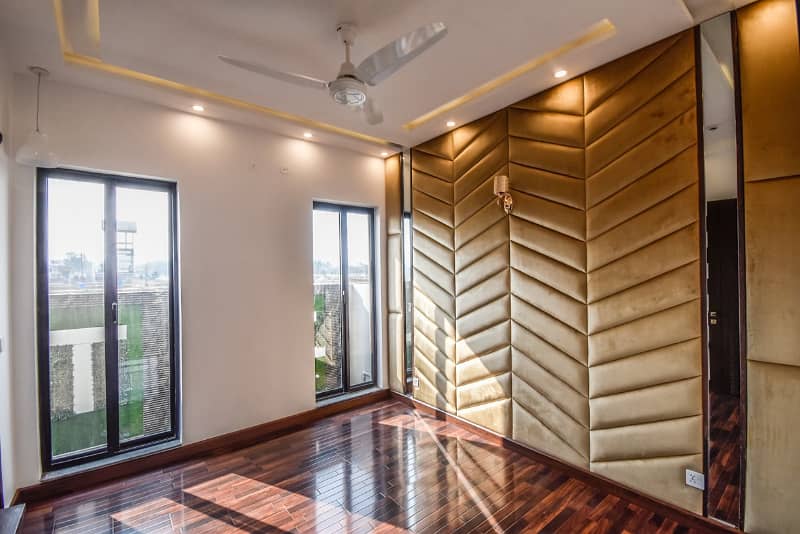 Original Picture 5 Marla Modern Design Brand New Near to Park House For Sale in DHA Phase 6 9