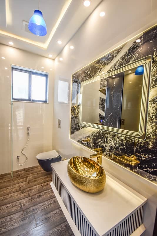 Original Picture 5 Marla Modern Design Brand New Near to Park House For Sale in DHA Phase 6 12