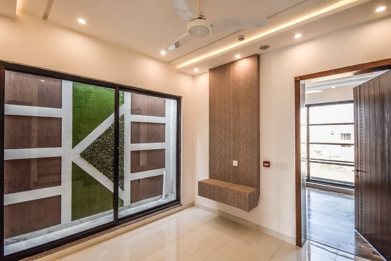 Original Picture 5 Marla Modern Design Brand New Near to Park House For Sale in DHA Phase 6 18