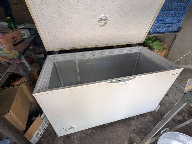 Freezer Waves Urgent sale 03274958529 0