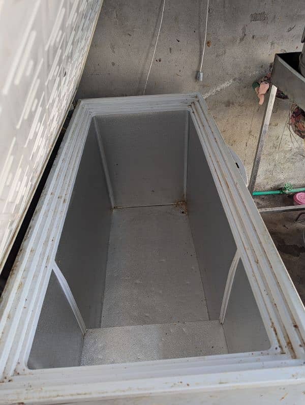 Freezer Waves Urgent sale 03274958529 5