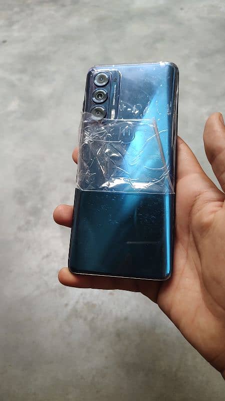 Moto edge 2021 8/256 NON PTA 10/9.5 condition 2
