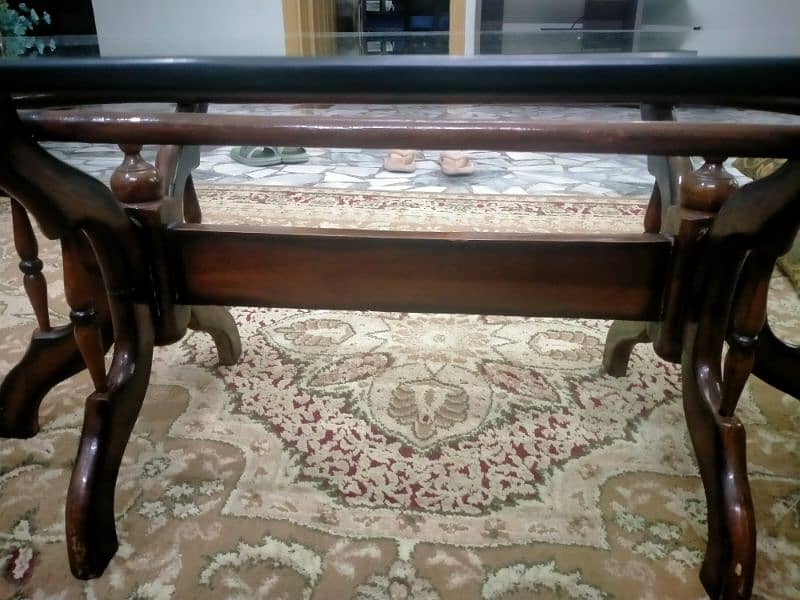 center table used but excellent condition 3