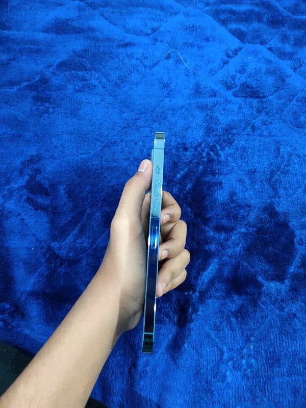 iphone 13 pro max PTA 256 gb 5