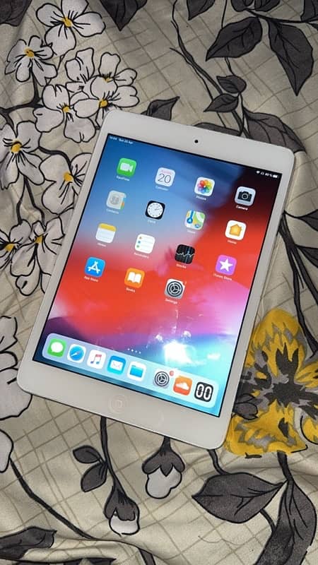 iPad mini 2 context on 03707012228 0